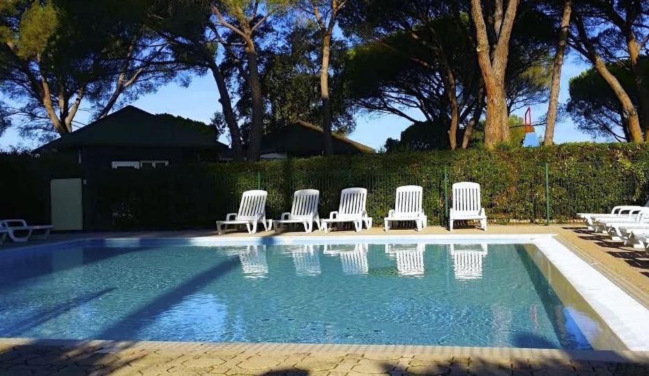 Charmant 2 Pieces Au Coeur Des Golfs De Saint Raphael Экстерьер фото